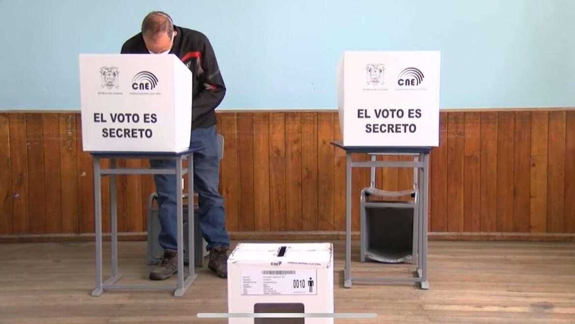 El 72% de los peninsulares aún no deciden por quien votar.