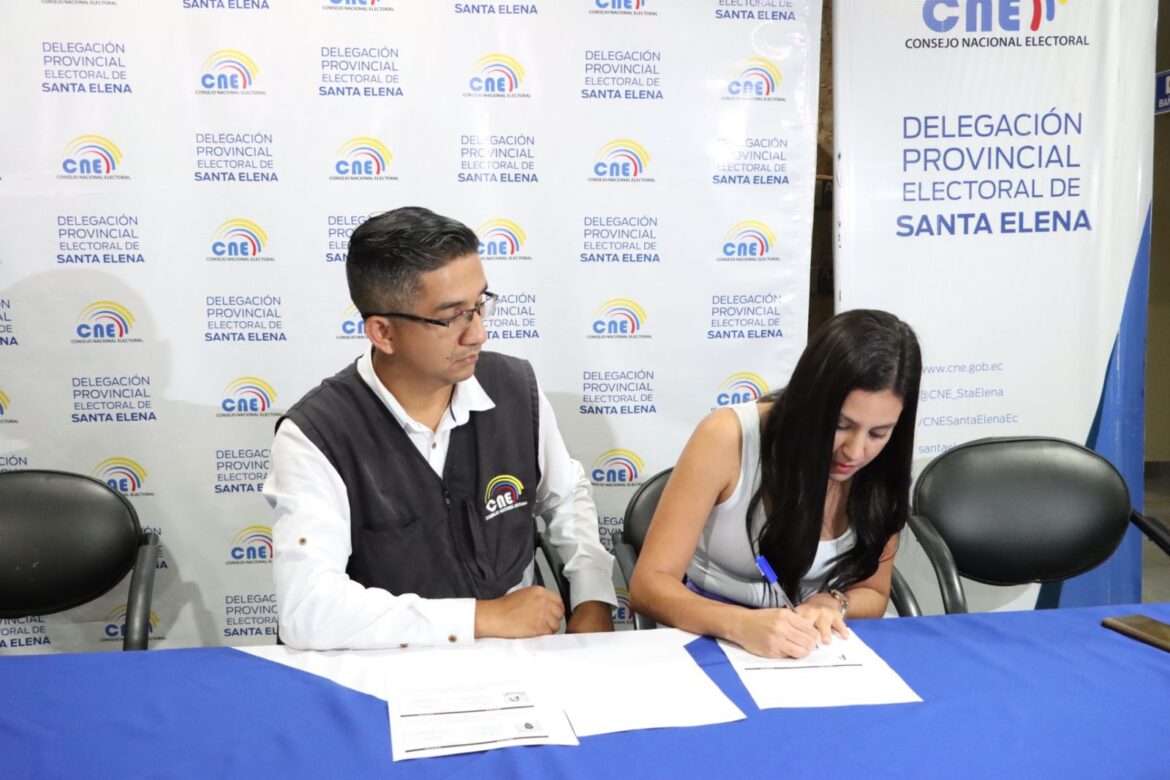 Sesenta candidatos para Asambleístas se inscribieron en Santa Elena.