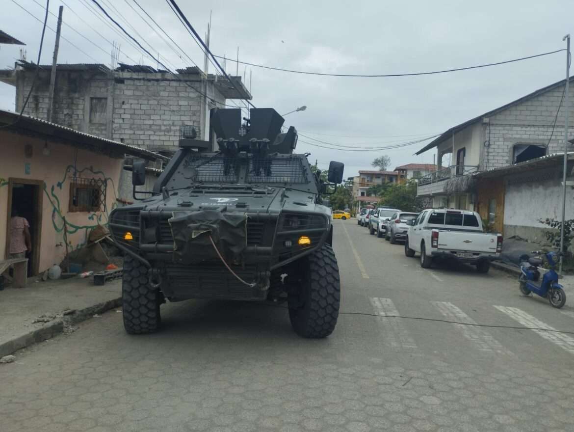 Tres personas detenidas dejó jornada de Consulta Popular y Referéndum en Santa Elena.