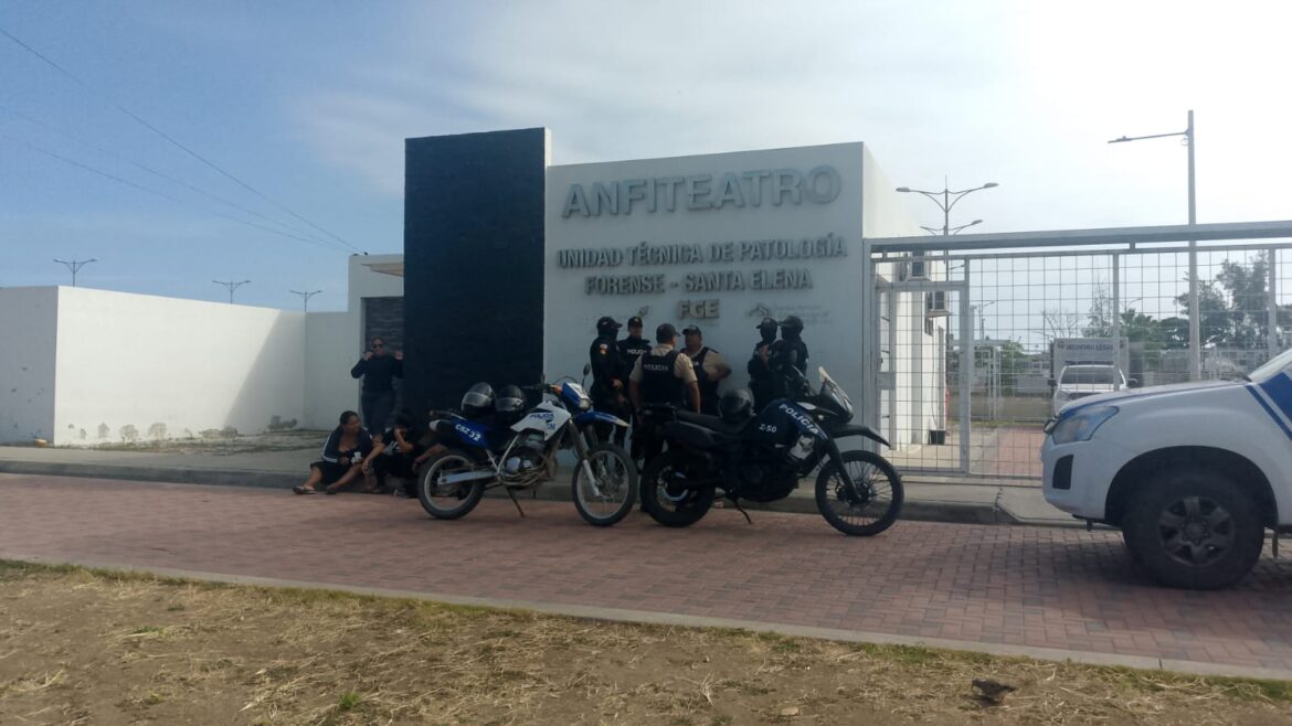 Familiares niegan vínculos con delincuencia de dos albañiles muertos en operativo policial en Los Ceibitos