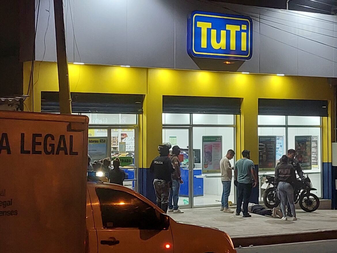 Hombre asesinado al pie de un Tuti había acudido hacer compras