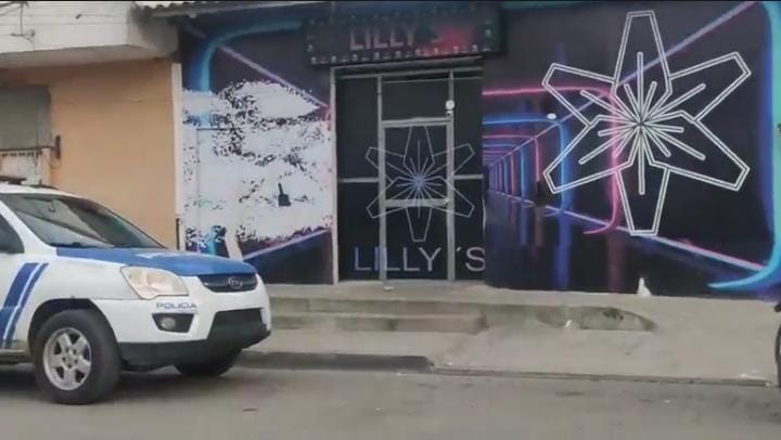 Mujer venezolana es asesinada en bar del barrio Abdón Calderón en La Libertad
