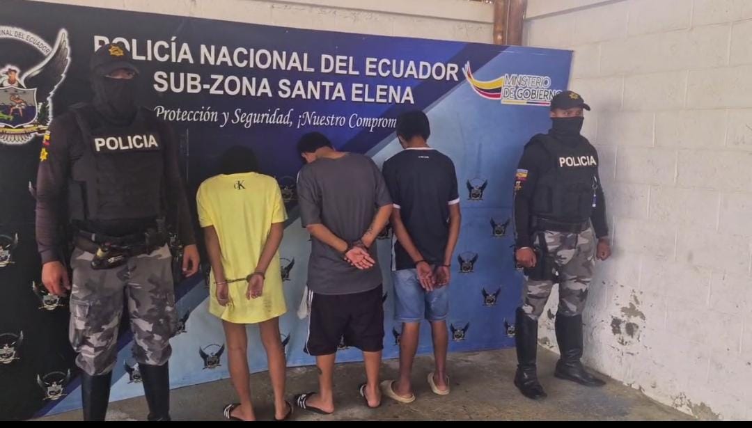 Policía detiene a tres sospechosos por microtráfico en la Península.