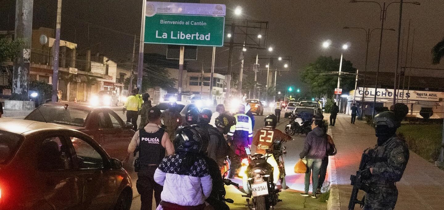 Operativos CAMEX refuerzan la seguridad en Santa Elena