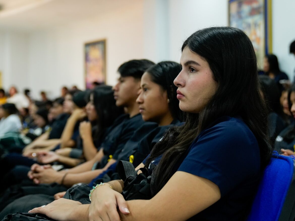 UPSE conmemoró el Día Mundial de Prevención del Suicidio con conversatorio estudiantil