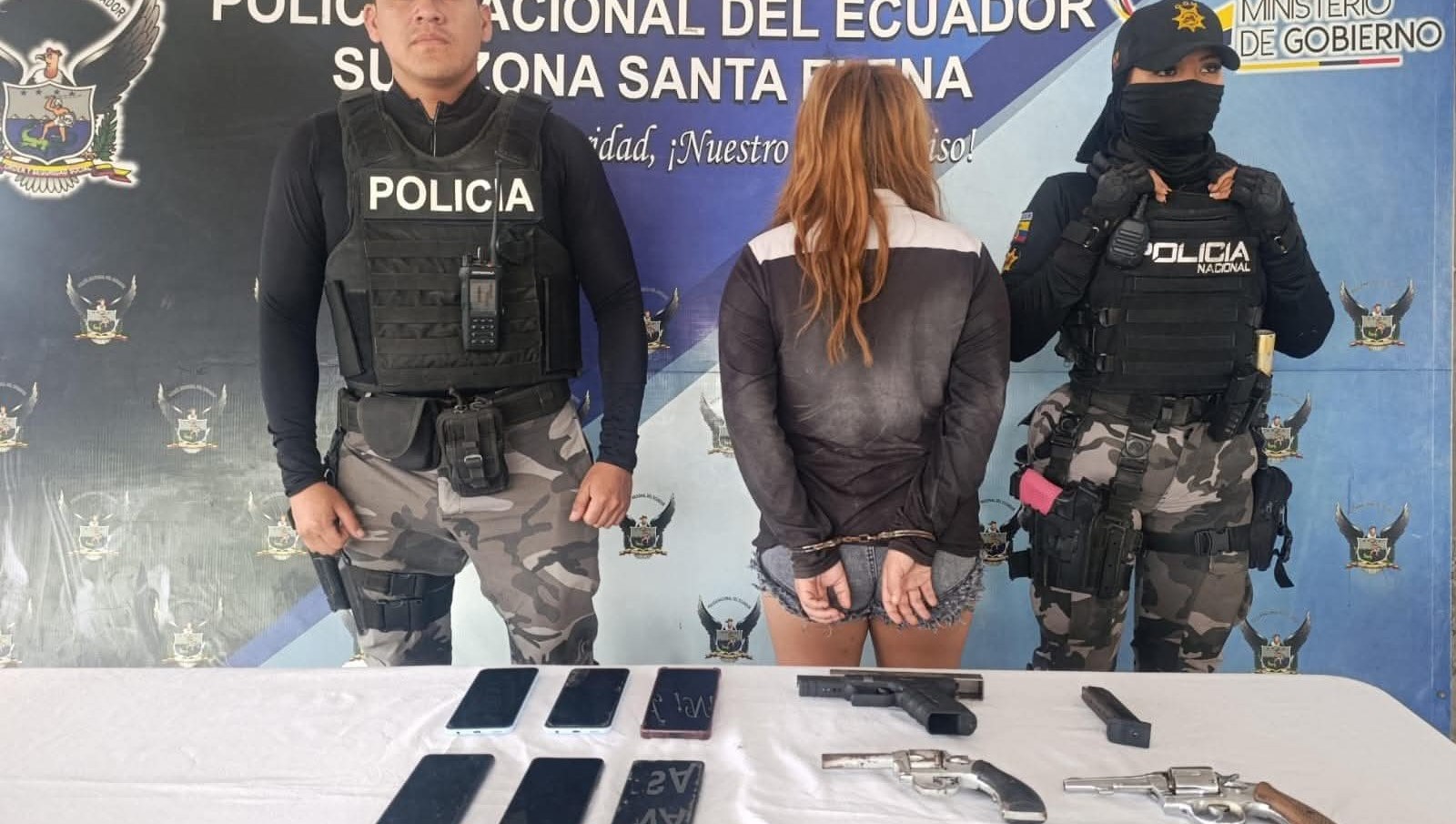 Adolescente detenida con armas tras persecución en La Libertad