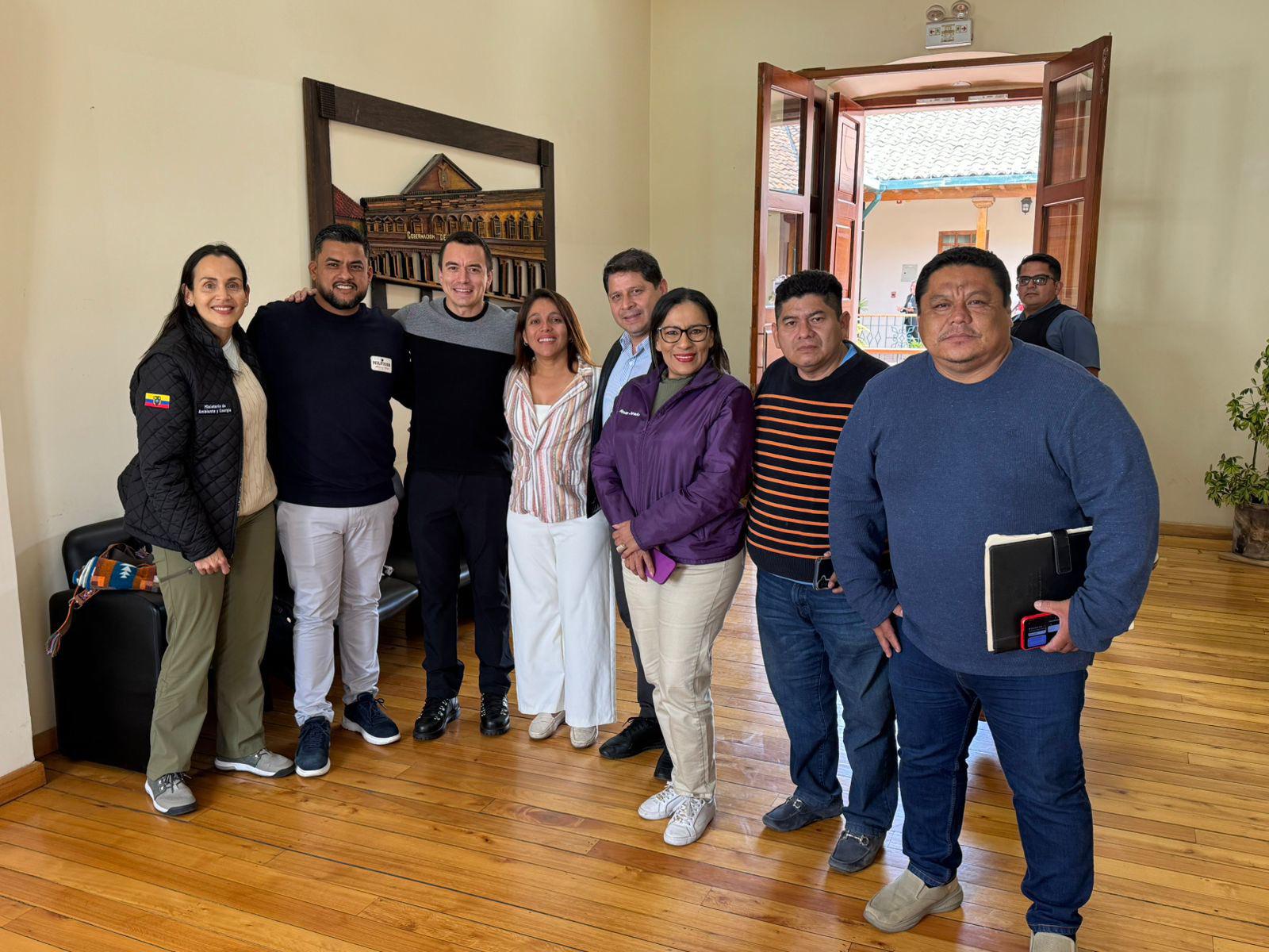 Pescadores optan por el diálogo y no se suman al paro tras reunión con el presidente Noboa