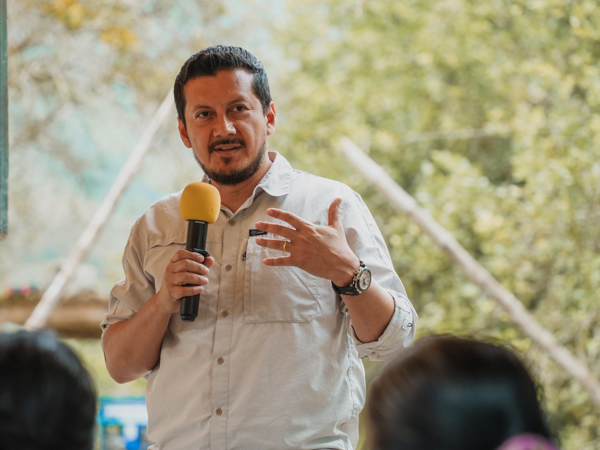 Prefectura impulsa la mecanización gratuita para el arado de tierras en comunas peninsulares