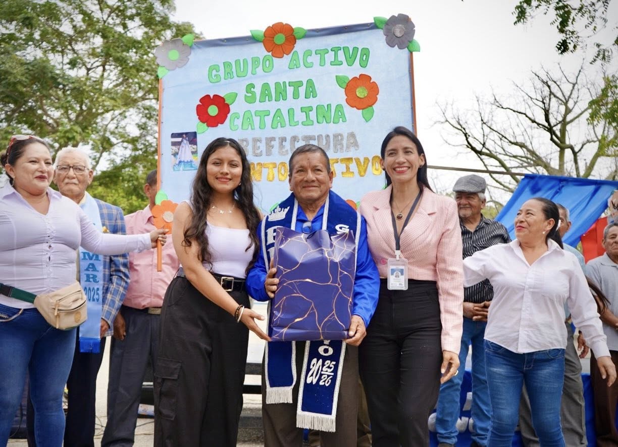 Prefectura de Santa Elena rindió homenaje a los adultos mayores de Colonche