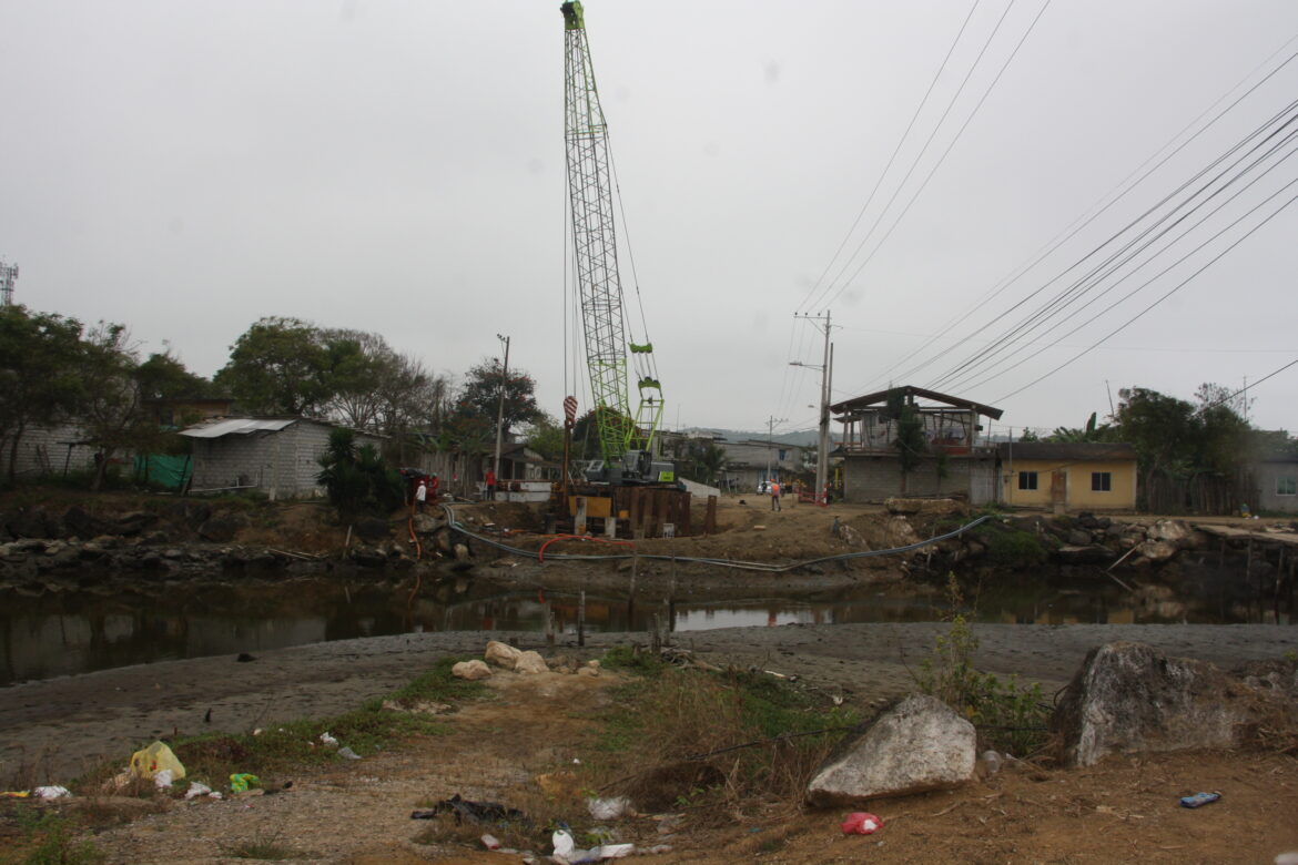 Avanza construcción de puentes en la vía Libertador Bolívar – San Antonio – Cadeate