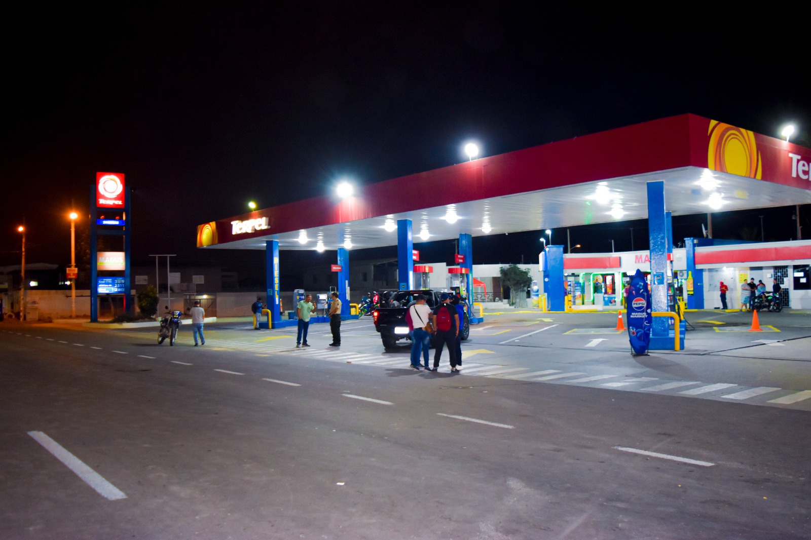 Dos de los asesinados dentro de una camioneta en Salinas tendrían antecedentes penales