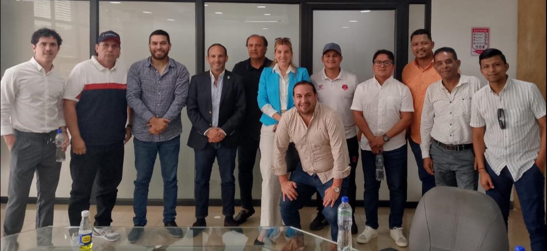 Clubes de Santa Elena exponen preocupación ante la FEF por crisis institucional