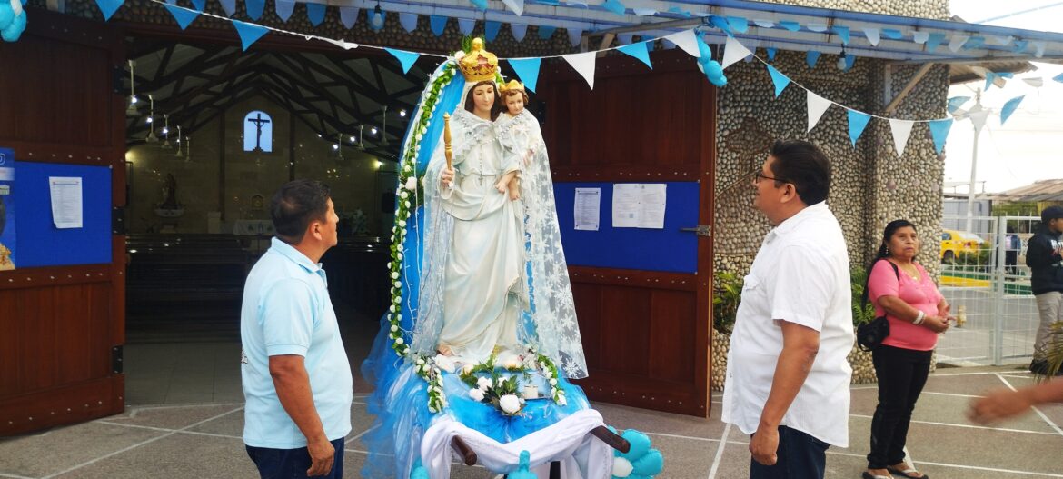 La donación de un cuadro con la Virgen de la Nube inició la devoción en Ballenita