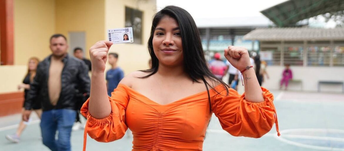 Electores peninsulares participaron masivamente en el Referéndum y Consulta Popular