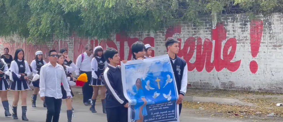 Dolor y conmoción en despedida de estudiante de La Libertad fallecida en accidente de tránsito