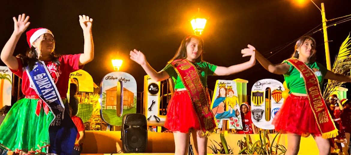 Comuna Bambil Collao ya tiene letras corpóreas y encendió el árbol navideño