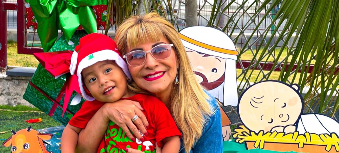 Prefectura fortalece el desarrollo infantil con jornada navideña en Santa Elena