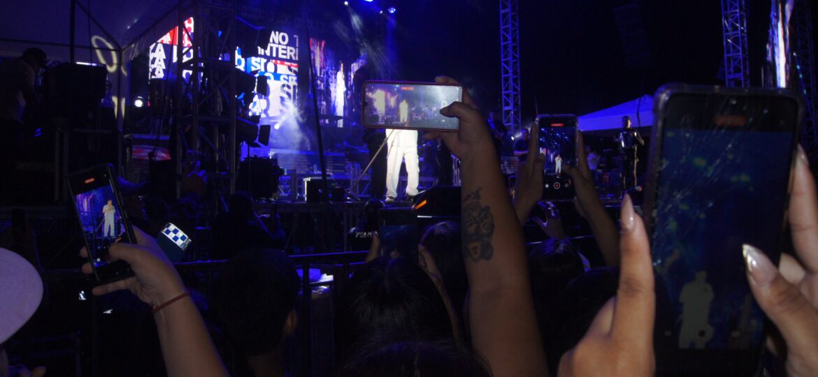 Robo de vehículos empañó la noche de concierto musical en Salinas