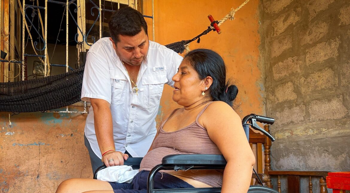 Prefectura de Santa Elena llevó esperanza y solidaridad a comunidades rurales