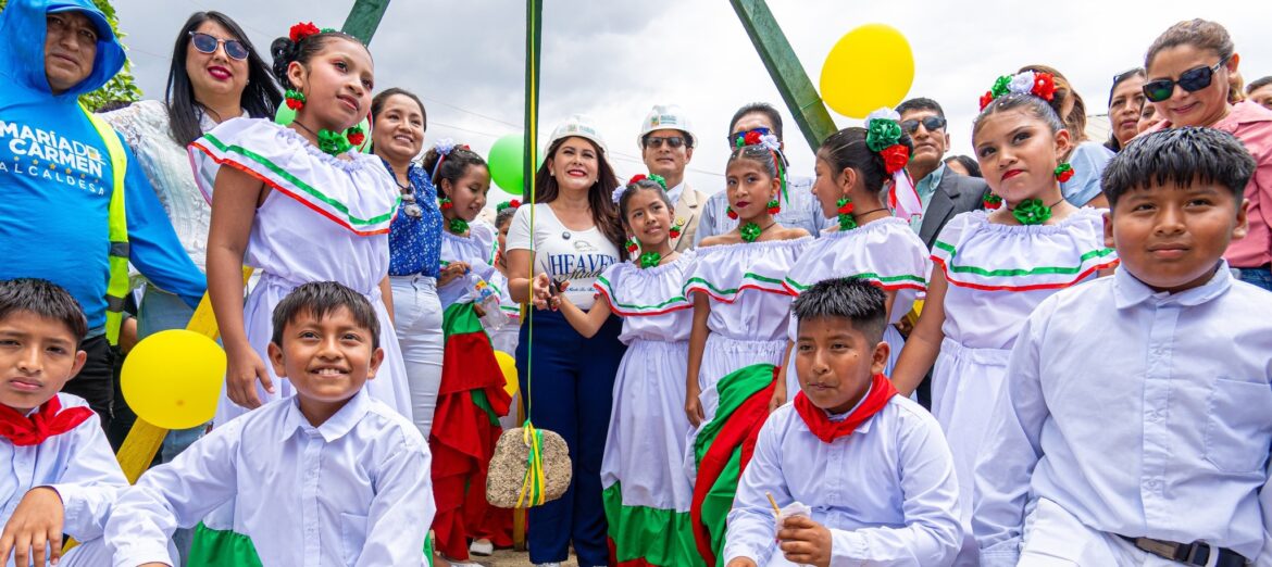 Alcaldía de Santa Elena inicia construcción de cubierta metálica en la U. E. San Marcos