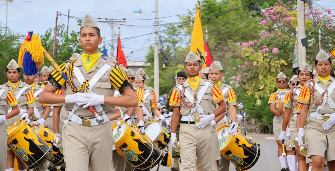 Ancón celebró 23 años de parroquialización con emotivo Desfile Cívico Estudiantil