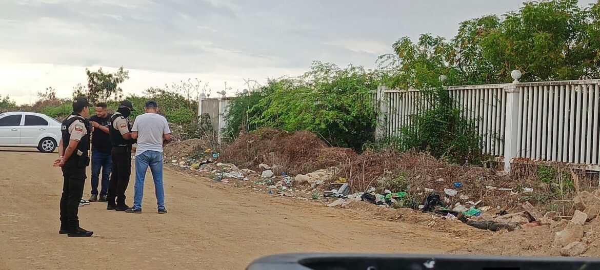 Lo mataron colocándole enormes piedras en su cabeza