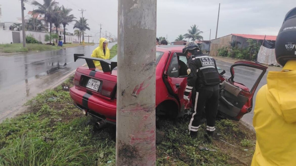 Accidente en la Ruta del Spondylus deja un herido en el tramo Monteverde – San Pablo