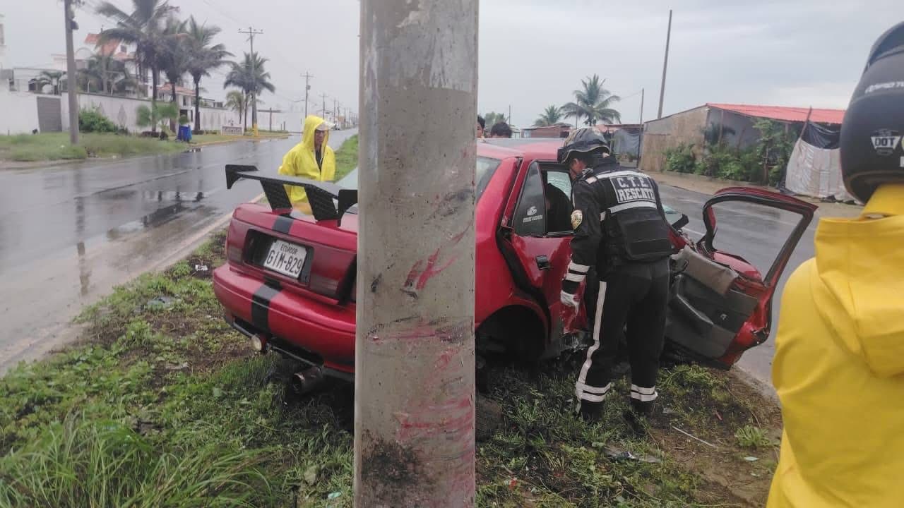 Accidente en la Ruta del Spondylus deja un herido en el tramo Monteverde – San Pablo