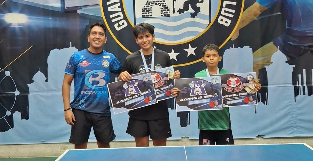 Deportistas peninsulares brillan con oro en torneo nacional de tenis de mesa