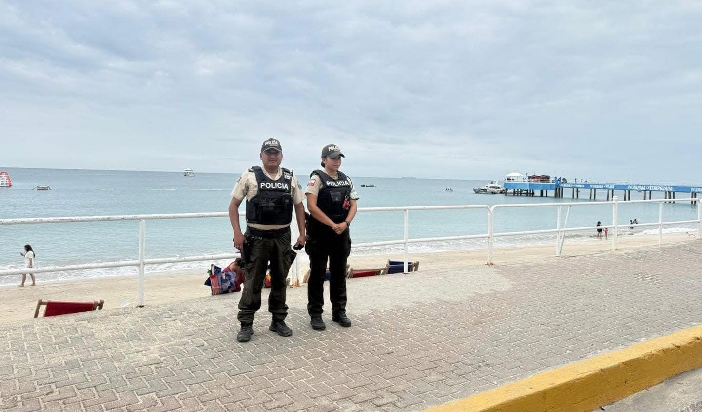 Policía refuerza operativos de seguridad en zonas de alta concurrencia en la Península