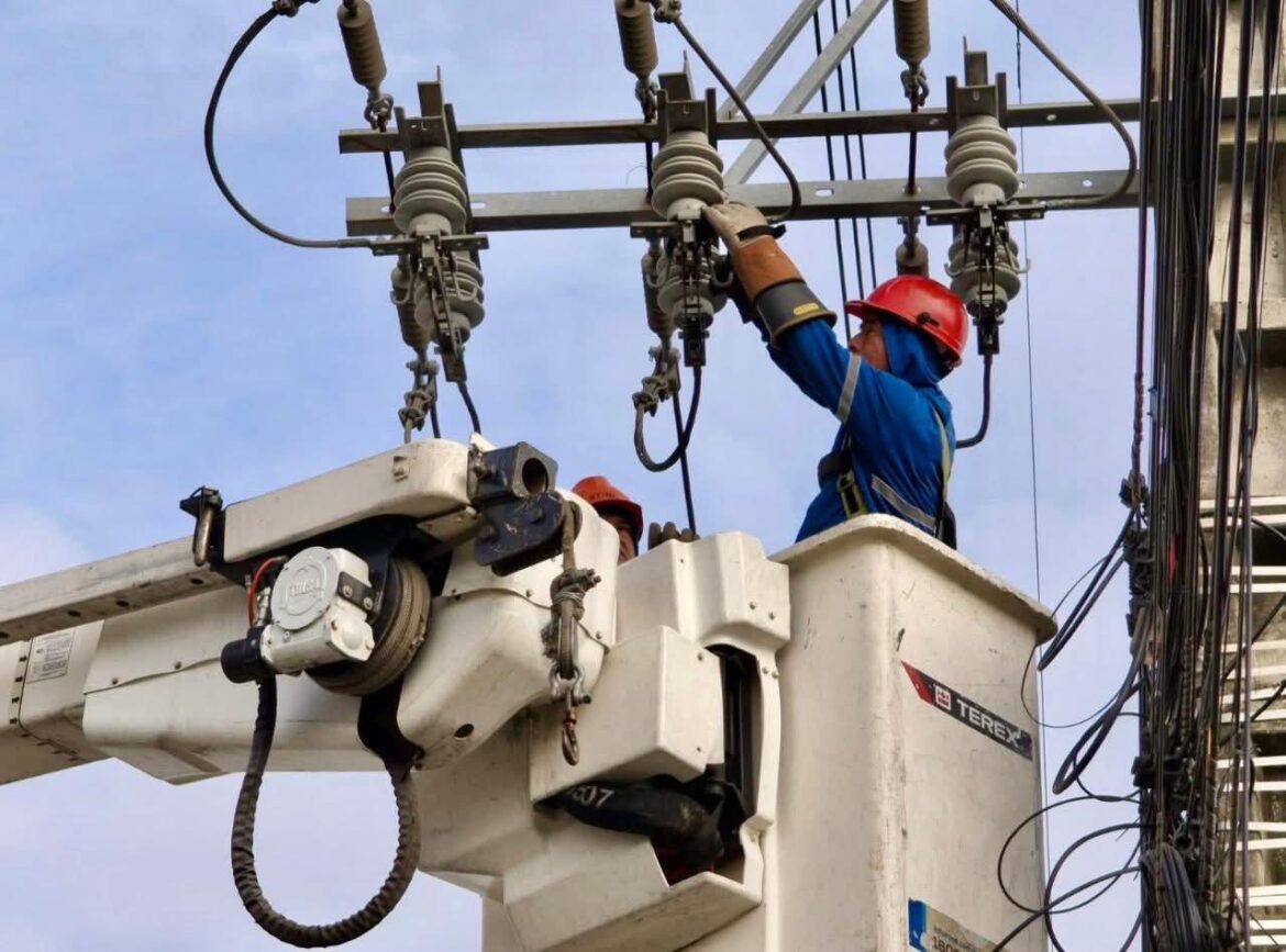 CELEC incorporará 7 megavatios al sistema eléctrico de Santa Elena para mitigar afectaciones tras daño en subestación.