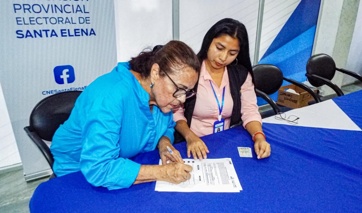 Jacqueline Chiriboga fue ratificada como directora de RC en Santa Elena