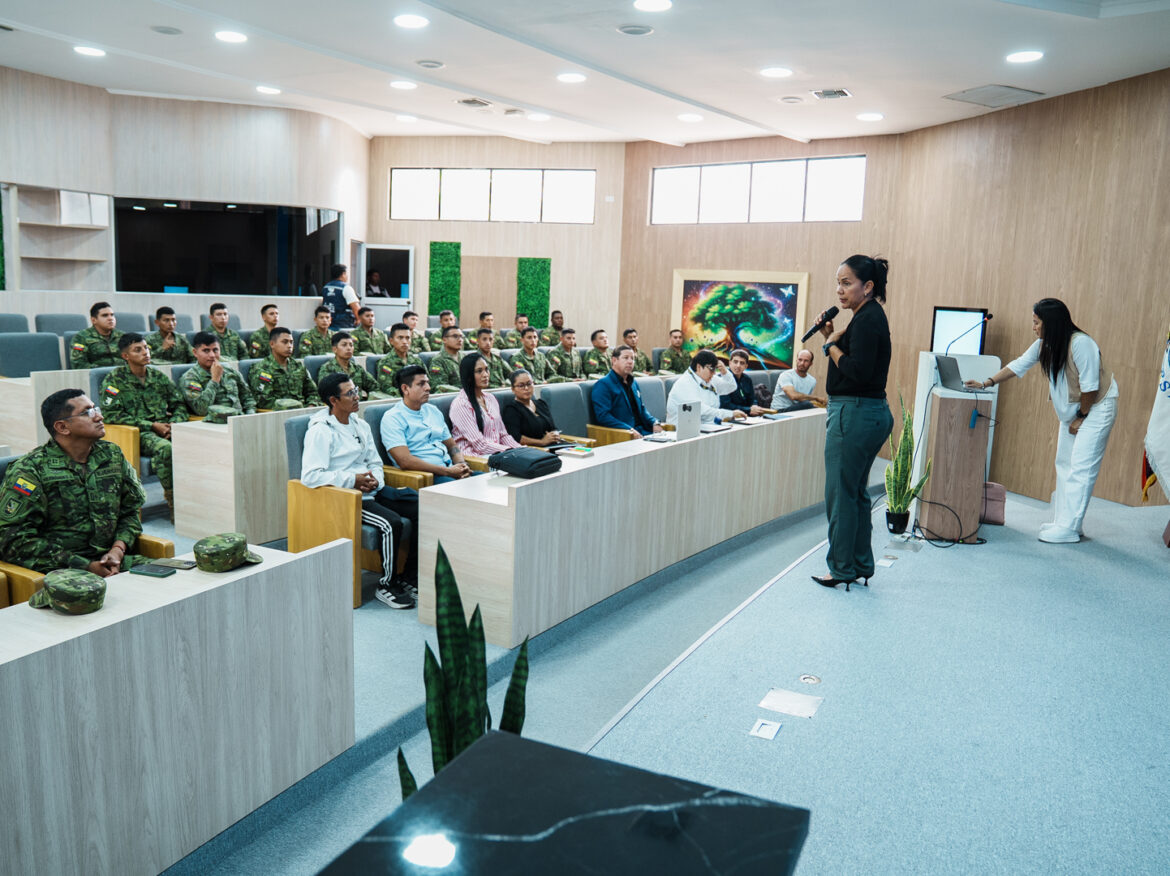 UPSE hace historia: universidad se convierte en centro de formación para las Fuerzas Armadas