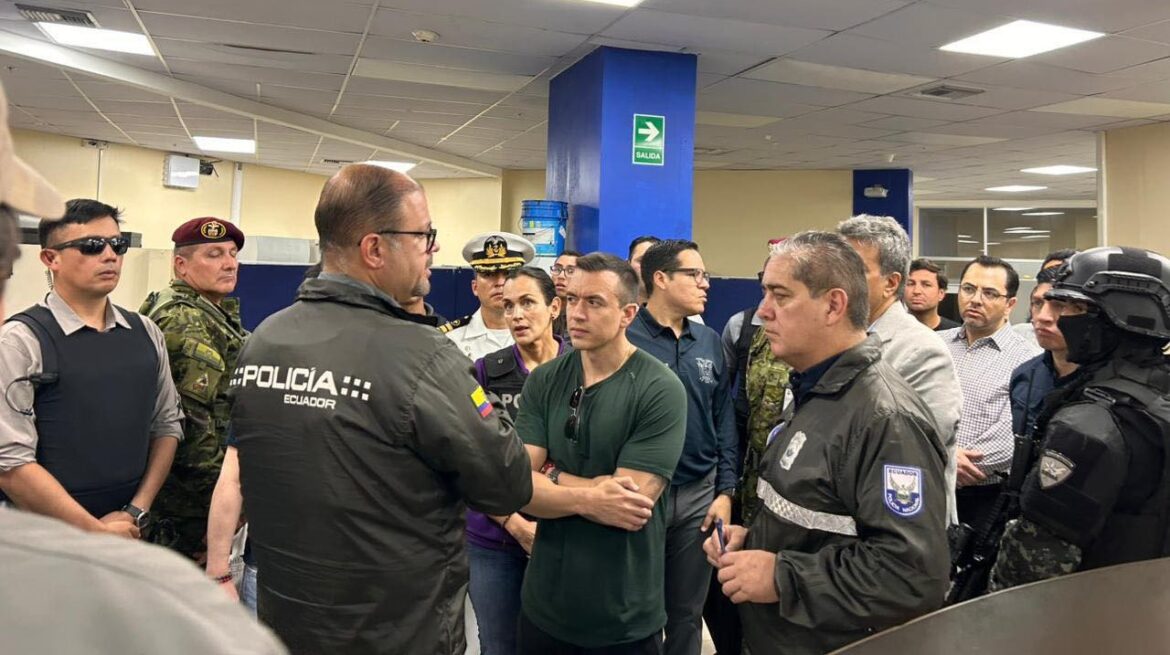 Una funcionaria de Cnel Santa Elena acusada de millonario perjuicio al estado alterando facturas