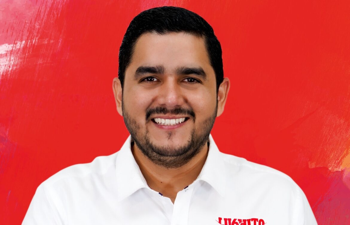 Luchito Sabando se prepara para mover el tablero político en Salinas