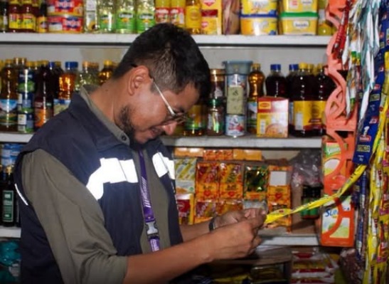 Cinco citaciones durante operativos de control en tiendas y abarrotes de Santa Elena