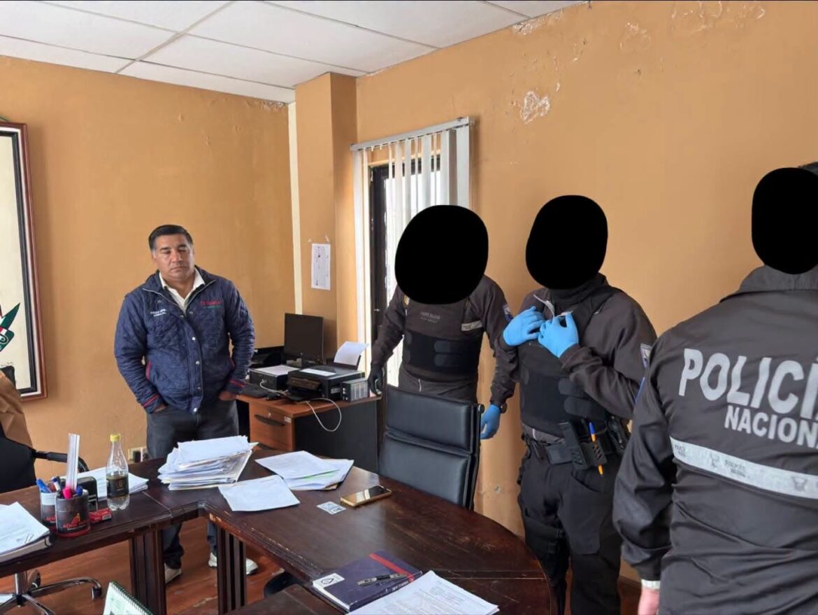 Alcalde de El Tambo, un concejal y un promotor de eventos fueron detenidos por presunto peculado