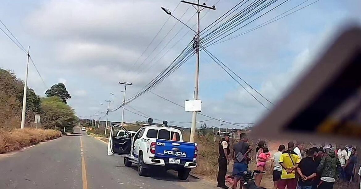 Hallan un cadáver cerca del ingreso al balneario de Ayangue y genera preocupación entre los habitantes