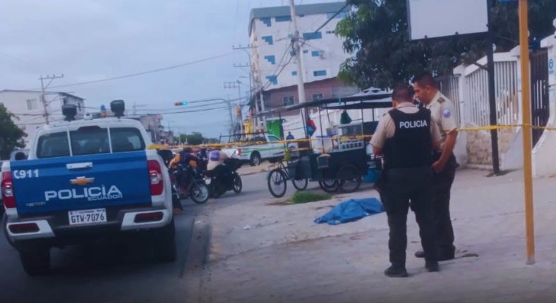 Hombre fallece tras ser dejado con heridas de arma blanca en hospital de La Libertad