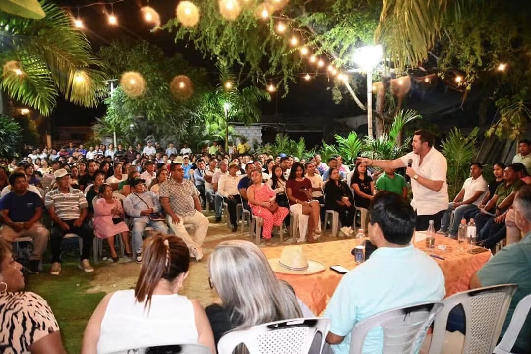 José Daniel Villao se reunió con líderes de Colonche