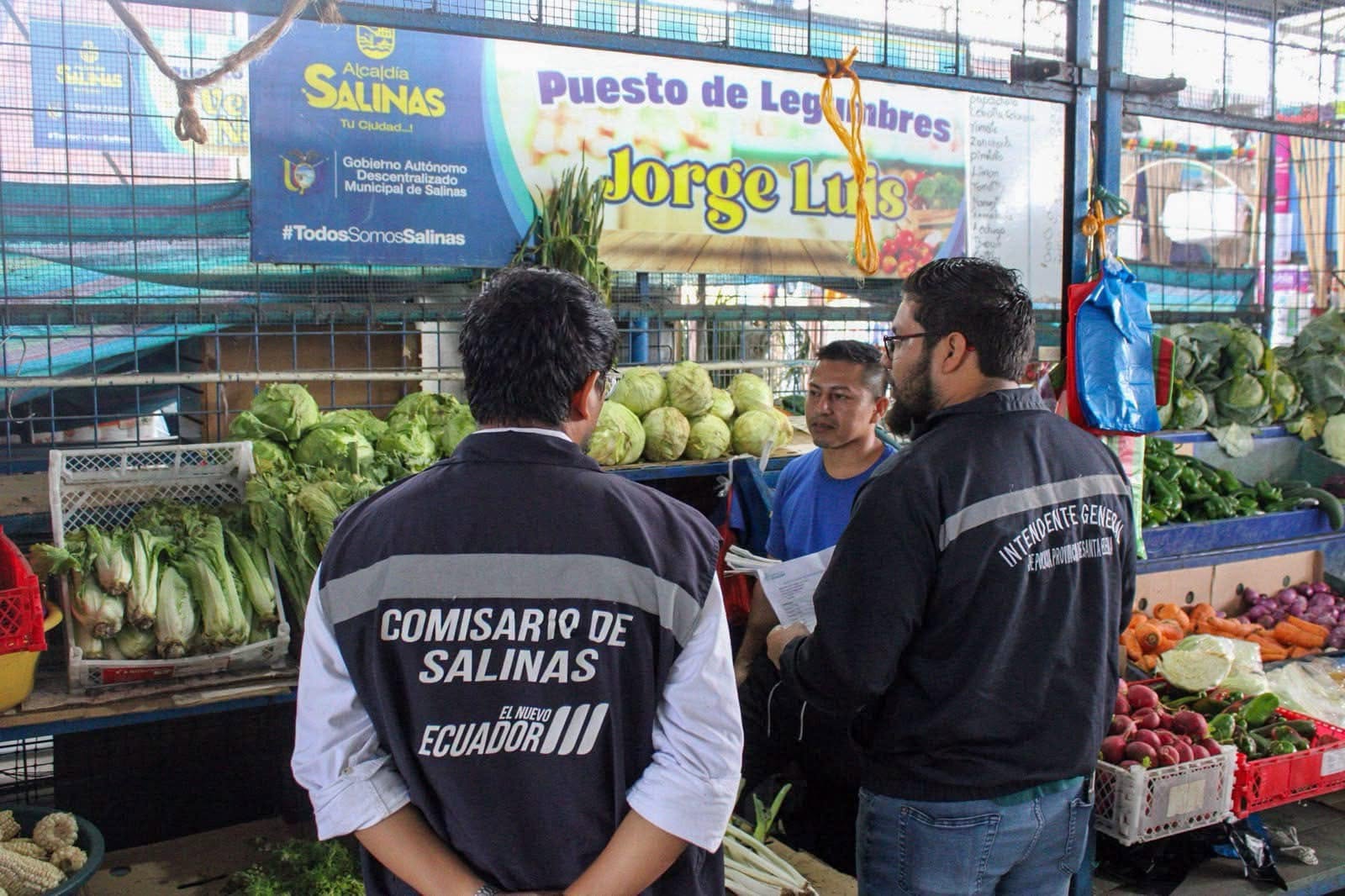 Realizan operativos de control en mercados de Santa Elena