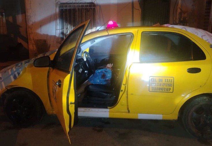 Hombre es encontrado sin vida dentro de un taxi en Anconcito