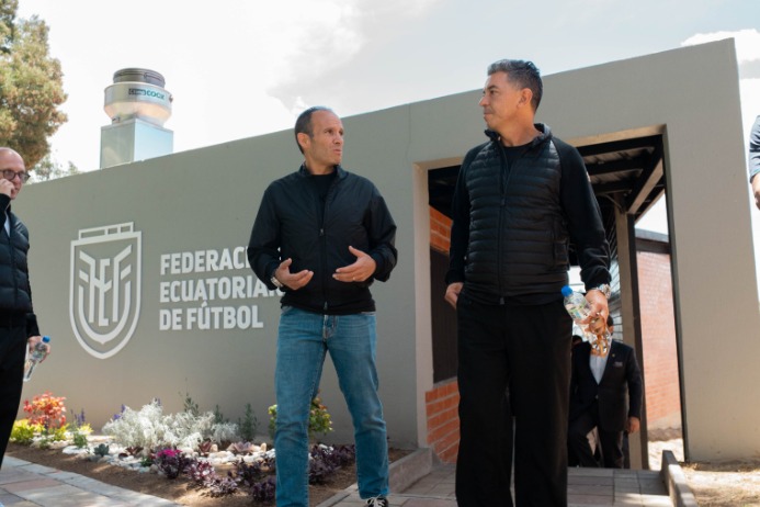 Marcelo Gallardo llega a Ecuador para asumir el mando de la Tricolor hasta 2030