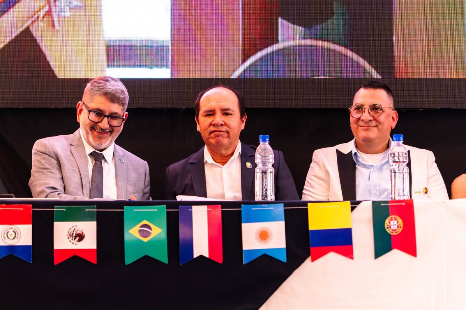 Víctor Valdivielso participó en cumbre internacional sobre salud mental y prevención de adicciones