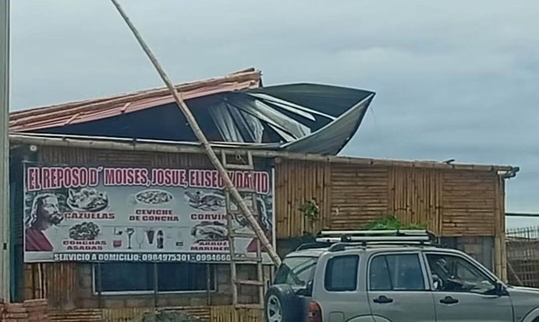 Fuertes vientos dejan daños materiales y cortes de agua y luz en Santa Elena